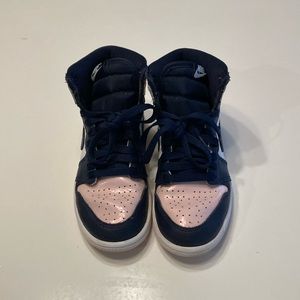 Used Kids Nike Air Jordan 1 Retro High OG SE “ Bubblegum “ size 1.5